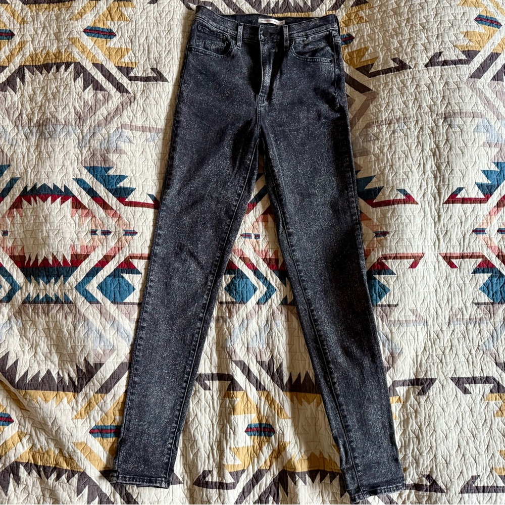 Levi's Mile High Super Skinny Black Stone Acid Wash High Rise W28 L32